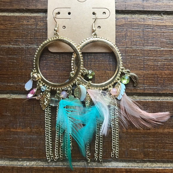 Jewelry - SOLDDD 🧜♀️COLORFUL GOLD DANGLE CHARM EARRINGS